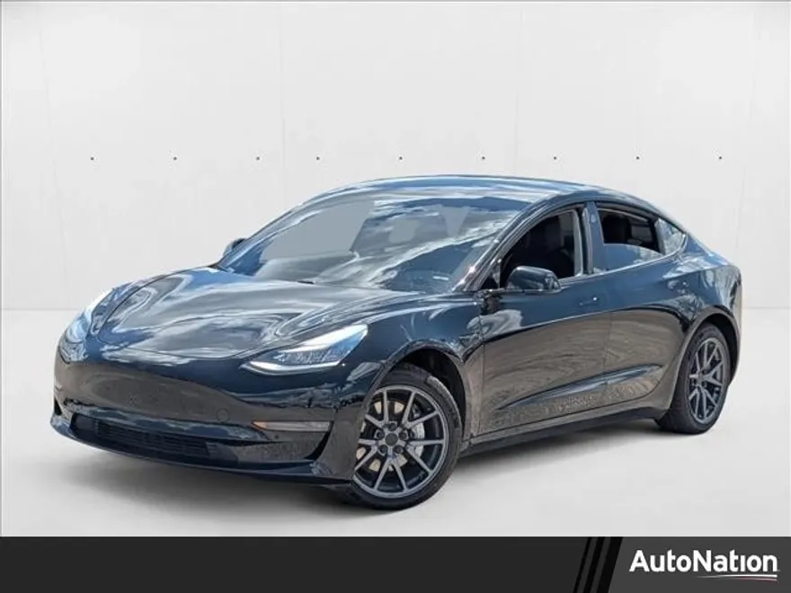 2019 Tesla Model 3 Mid Range photo 1