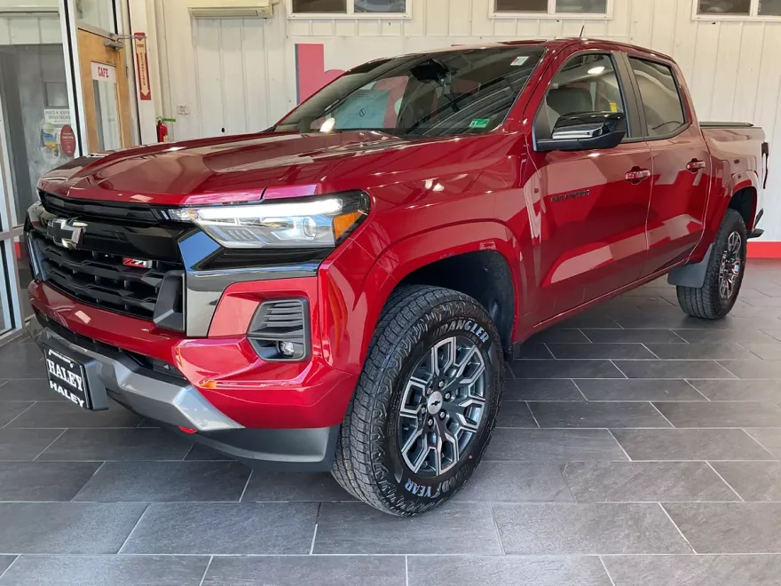 2026 Chevrolet Colorado Z71 photo 1