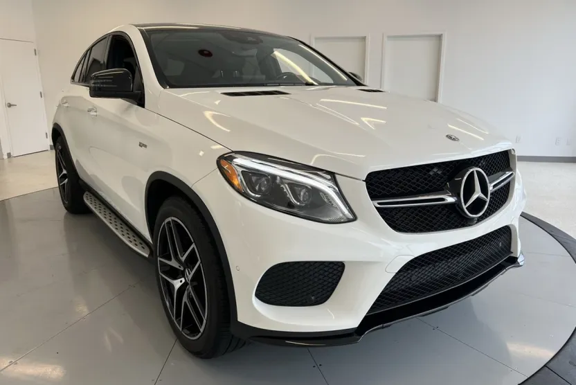2019 Mercedes Benz GLE AMG 43 photo 1
