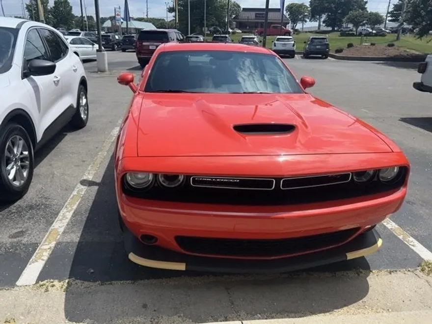 2023 Dodge Challenger R/T photo 1