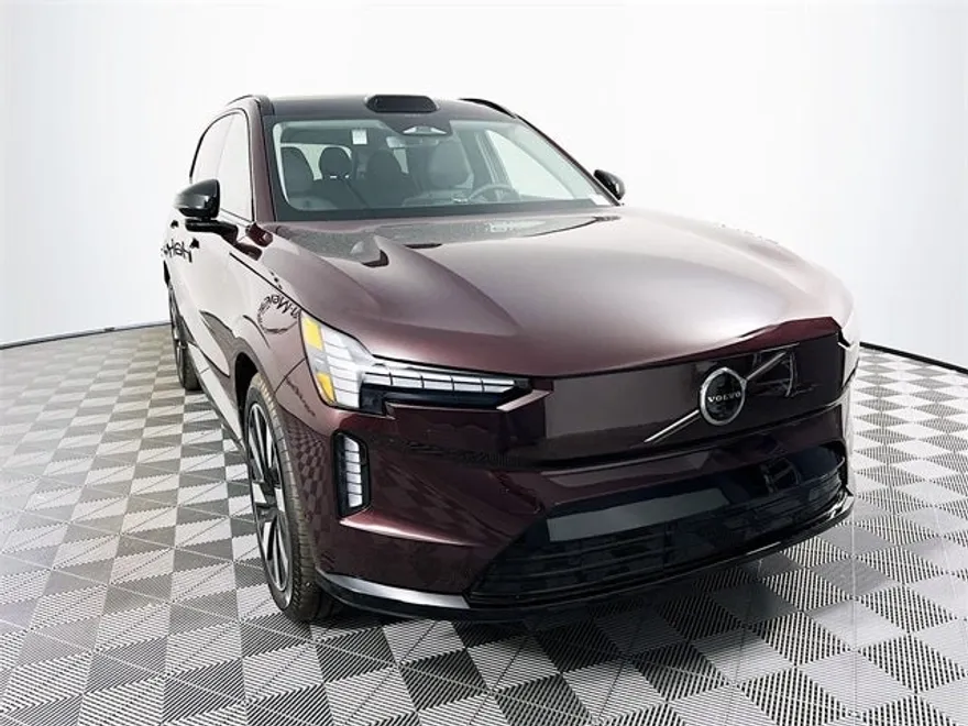 2025 Volvo EX90 Ultra photo 1