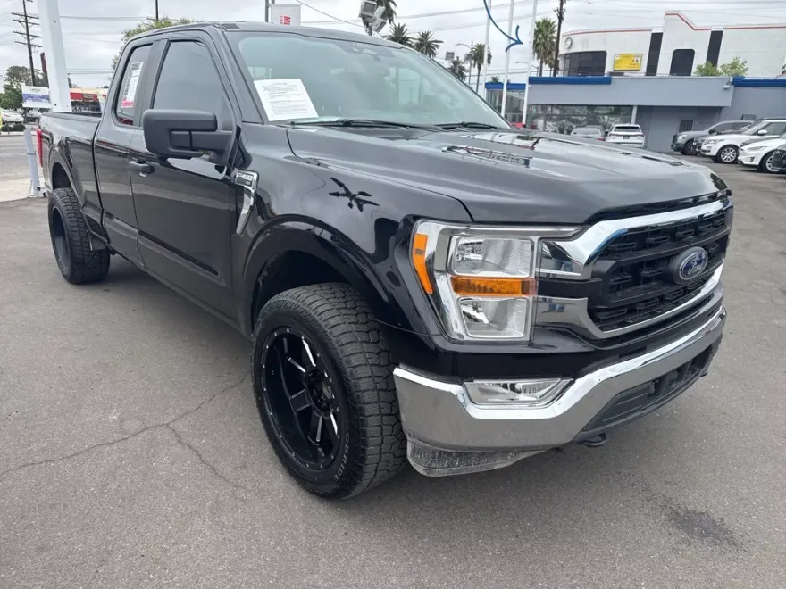 2022 Ford F-150 XLT photo 1
