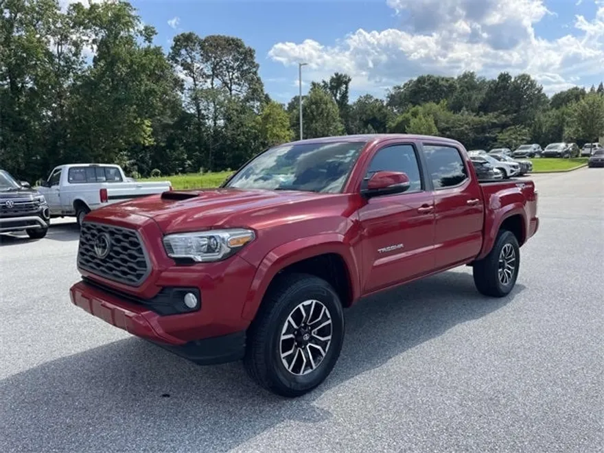 2023 Toyota Tacoma TRD Off-Road V6 photo 1