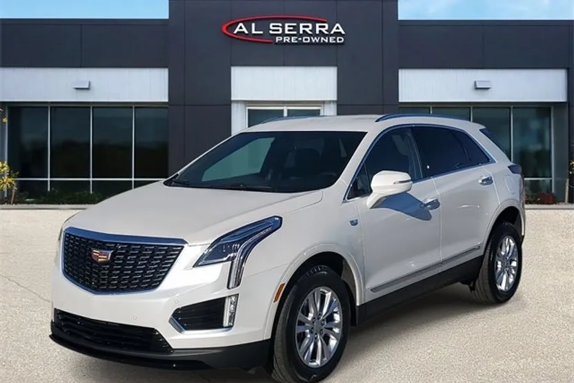 2023 Cadillac XT5 Luxury photo 1