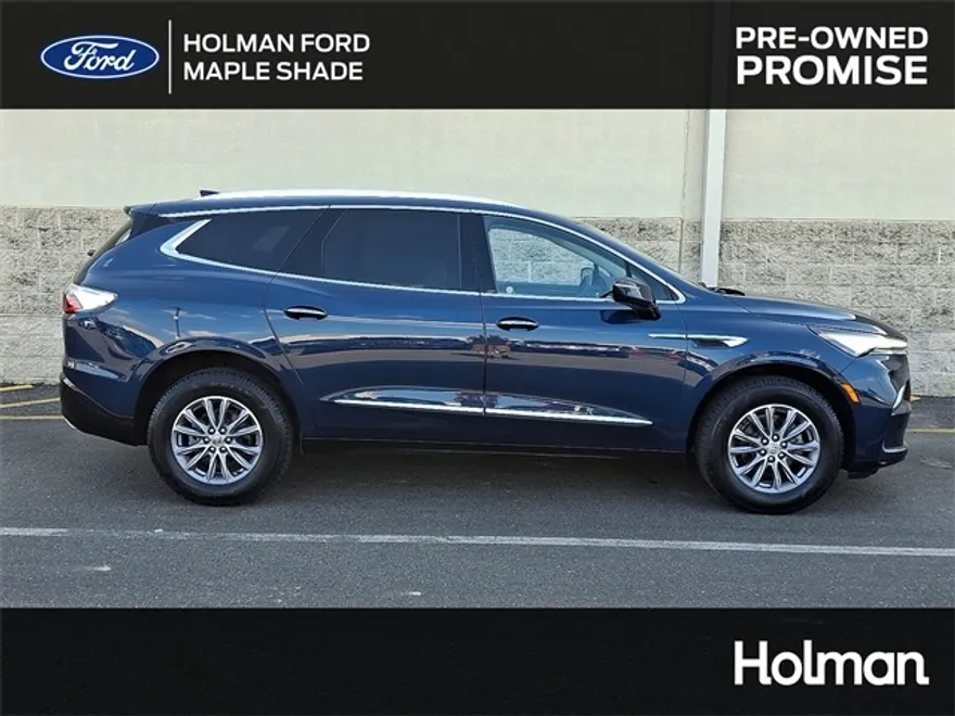 2023 Buick Enclave Essence photo 1