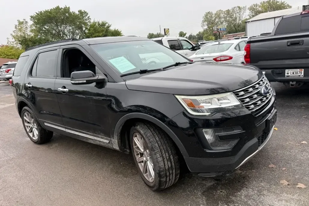 2016 Ford Explorer Limited photo 1