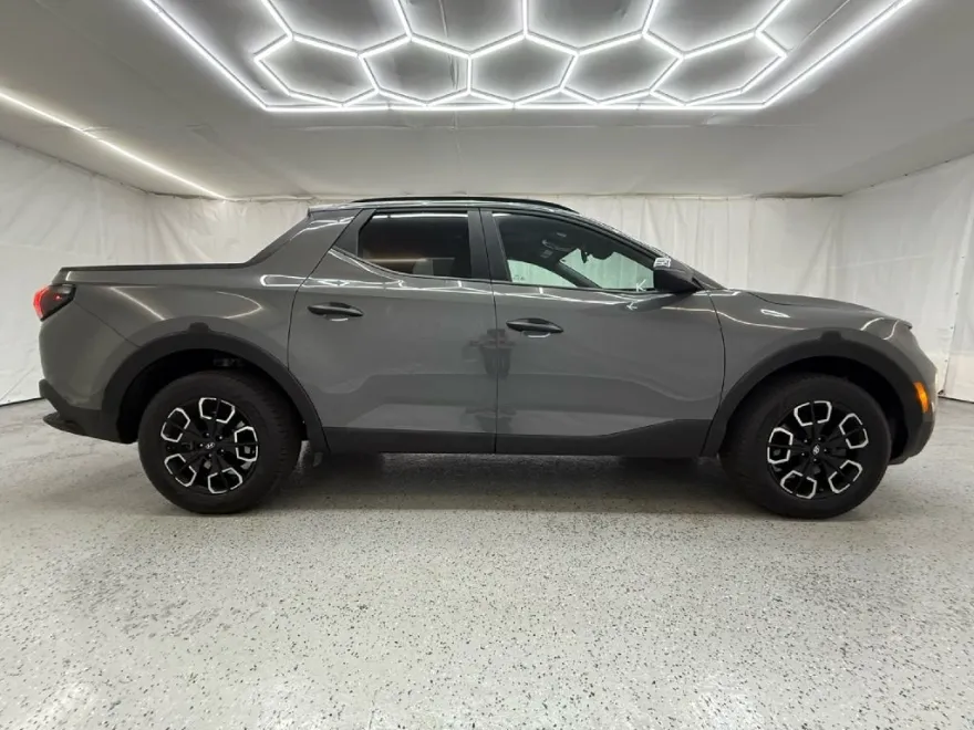 2023 Hyundai Santa Cruz Night photo 2
