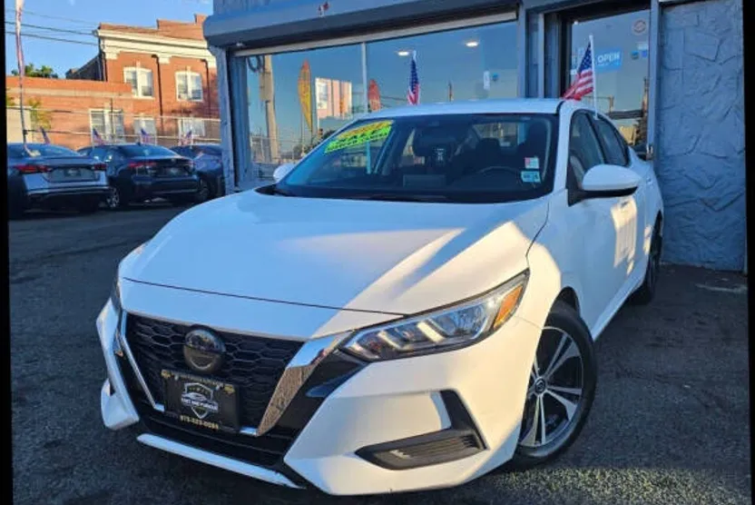 2021 Nissan Sentra SV photo 1