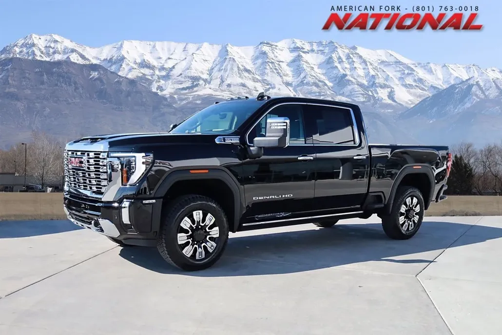 2026 Gmc Sierra 3500 HD Denali photo 1