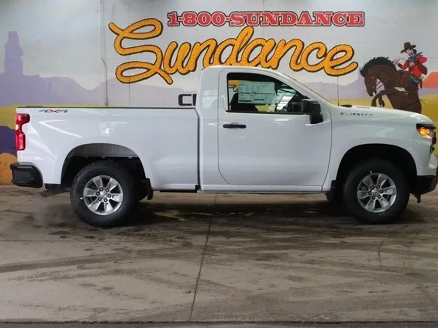 2025 Chevrolet Silverado 1500 photo 1