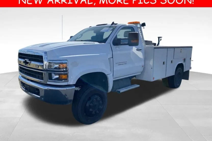 2023 Chevrolet Silverado Work Truck photo 1