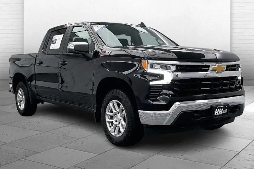 2023 Chevrolet Silverado 1500 LT photo 1
