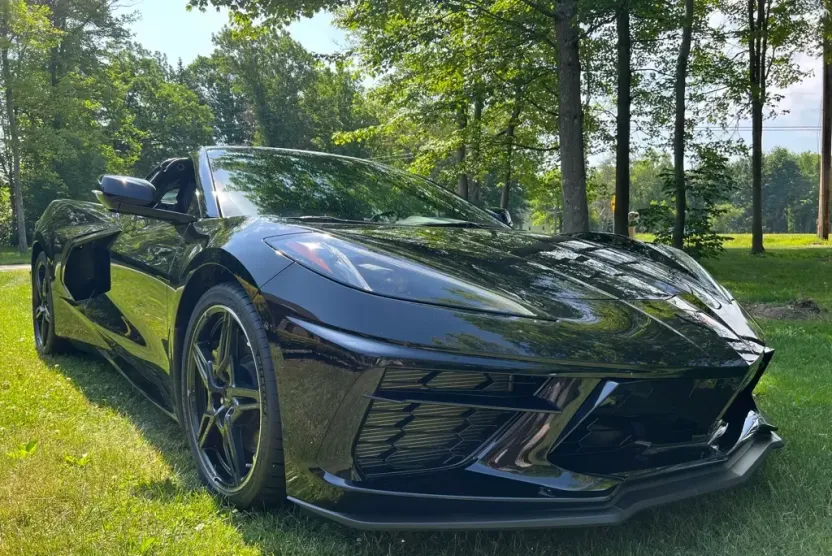 2020 Chevrolet Corvette Stingray photo 1