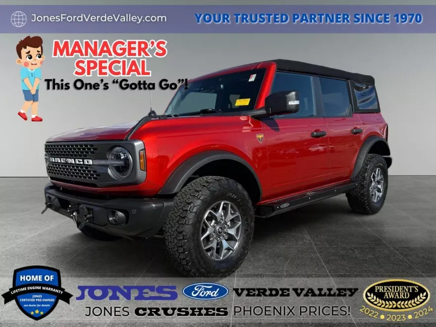2023 Ford Bronco Badlands photo 1