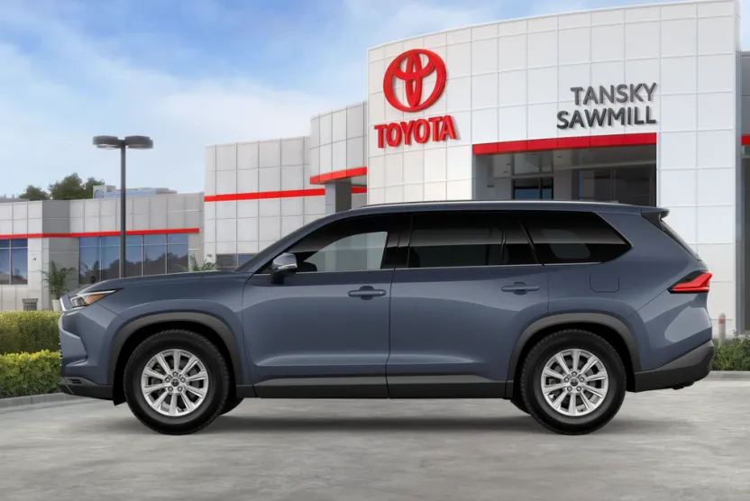2026 Toyota Highlander Hybrid XLE photo 1