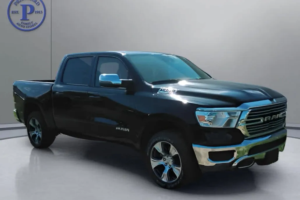 2023 Ram 1500 Laramie photo 1