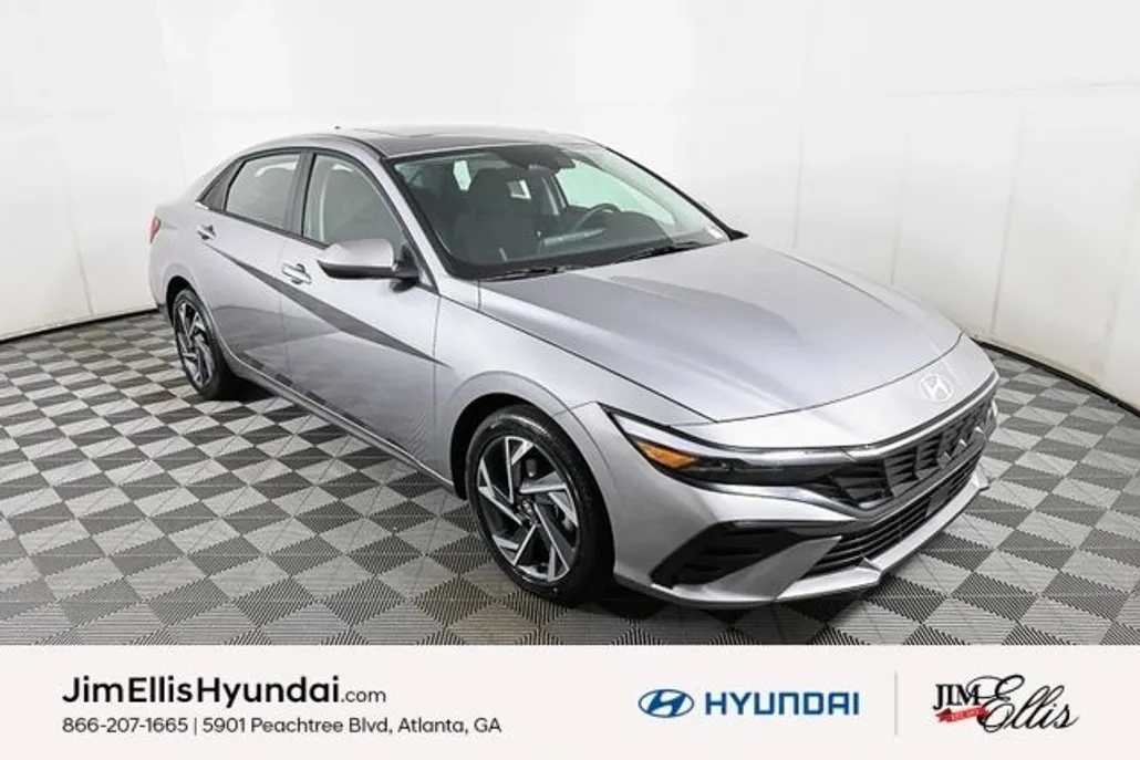 2025 Hyundai Elantra SEL Convenience photo 1