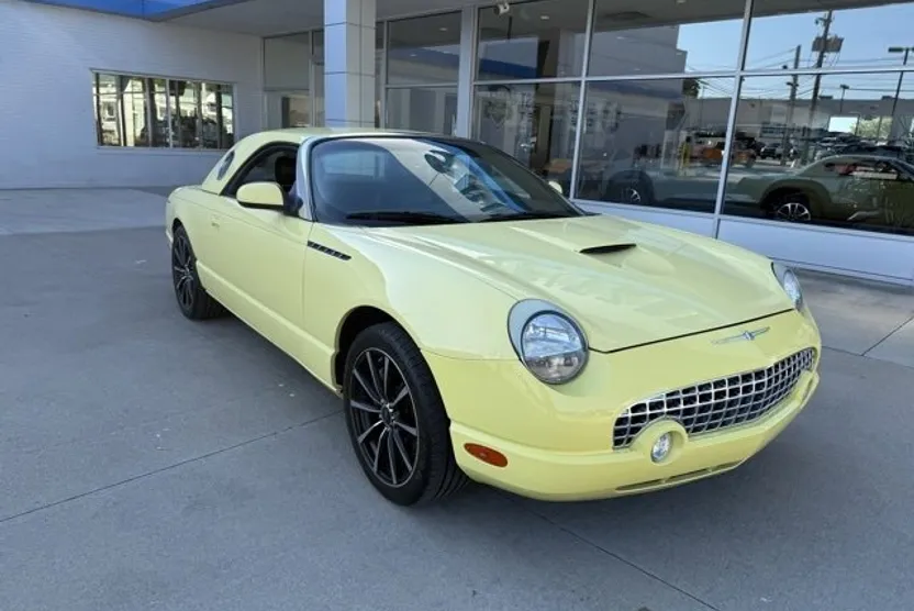2002 Ford Thunderbird Base photo 1