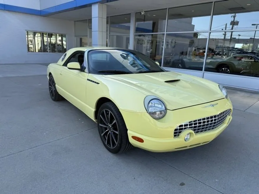 2002 Ford Thunderbird Base photo 1
