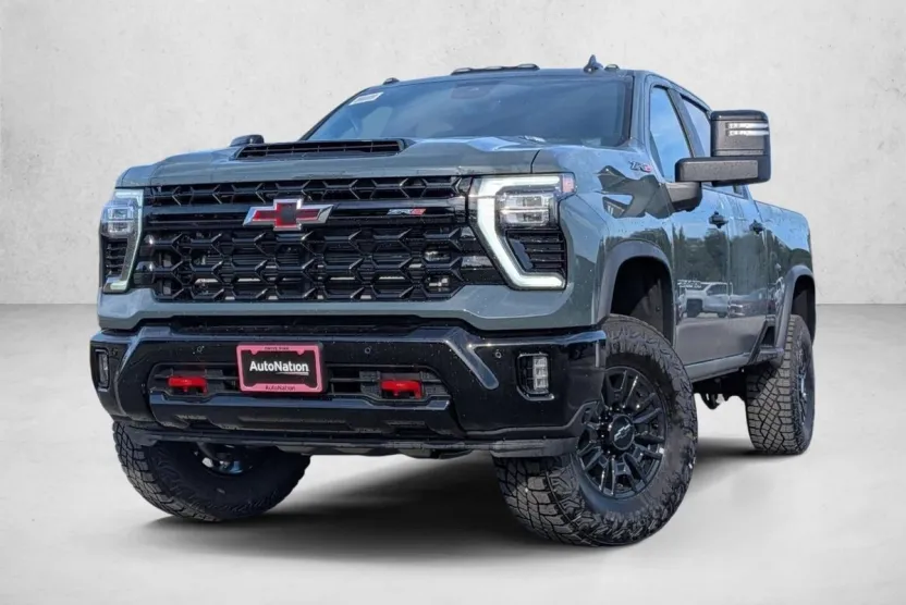 2025 Chevrolet Silverado 2500HD ZR2 photo 1