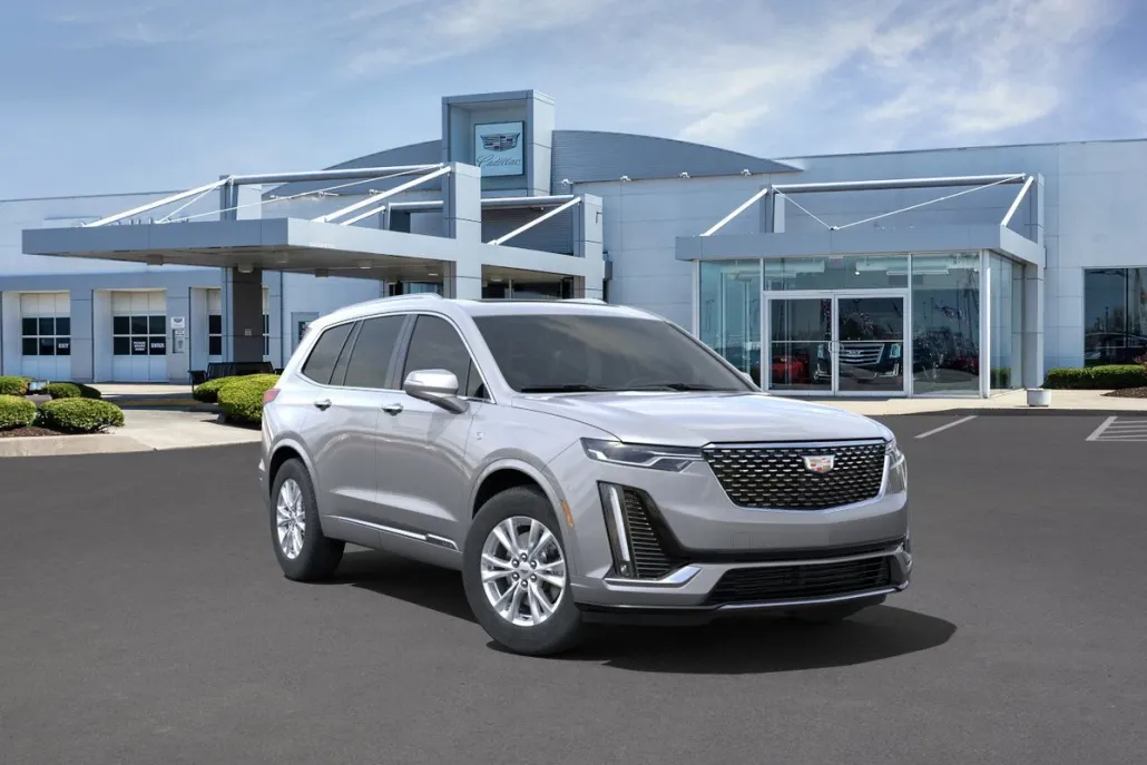2025 Cadillac XT6 Luxury photo 1
