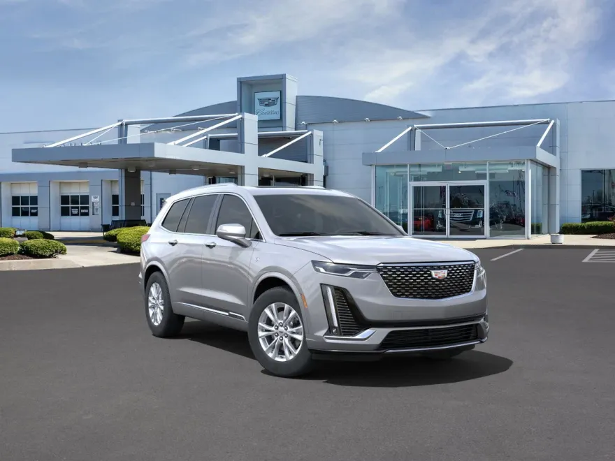2025 Cadillac XT6 Luxury photo 1