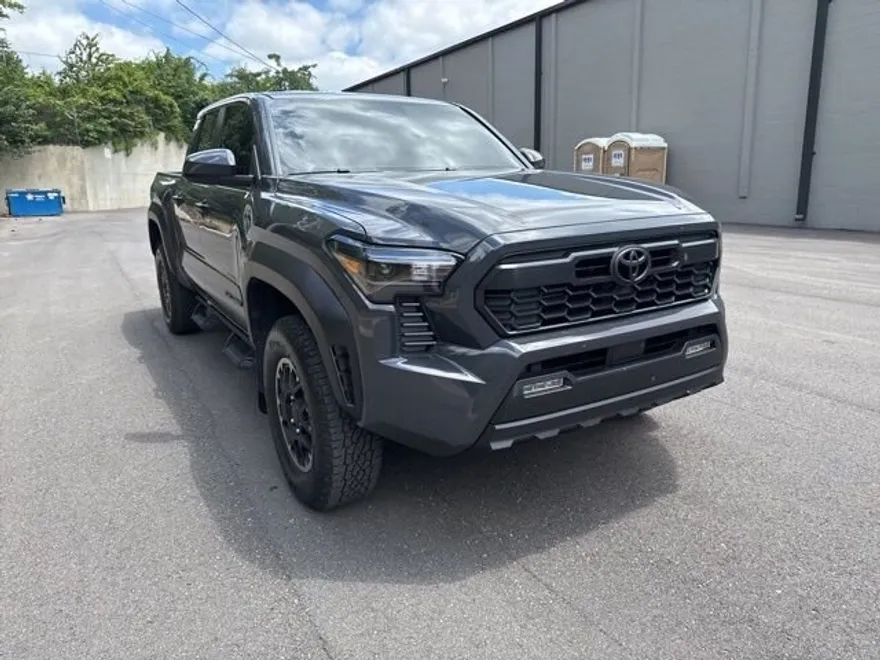 2025 Toyota Tacoma Limited photo 1