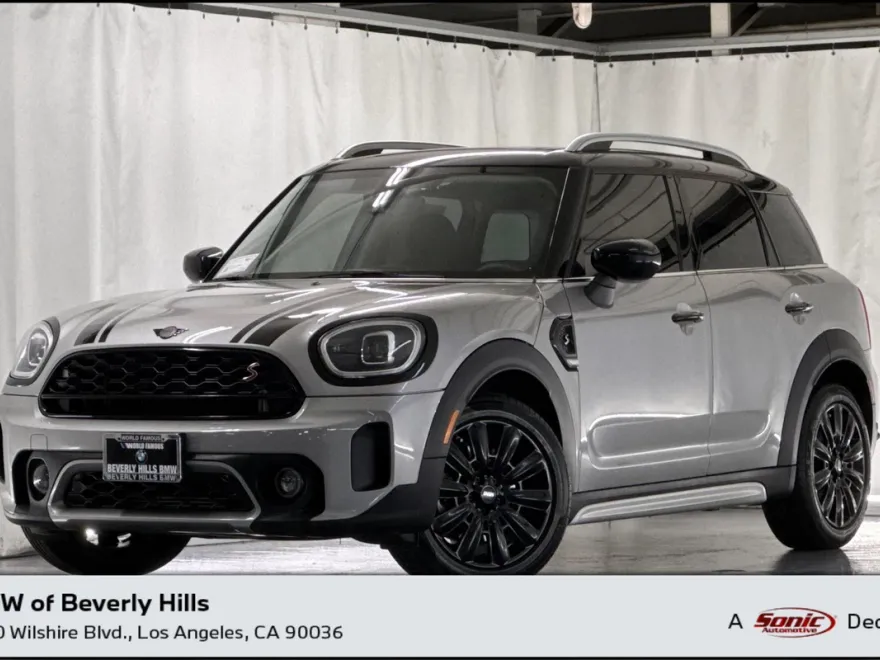 2023 Mini Countryman S photo 1