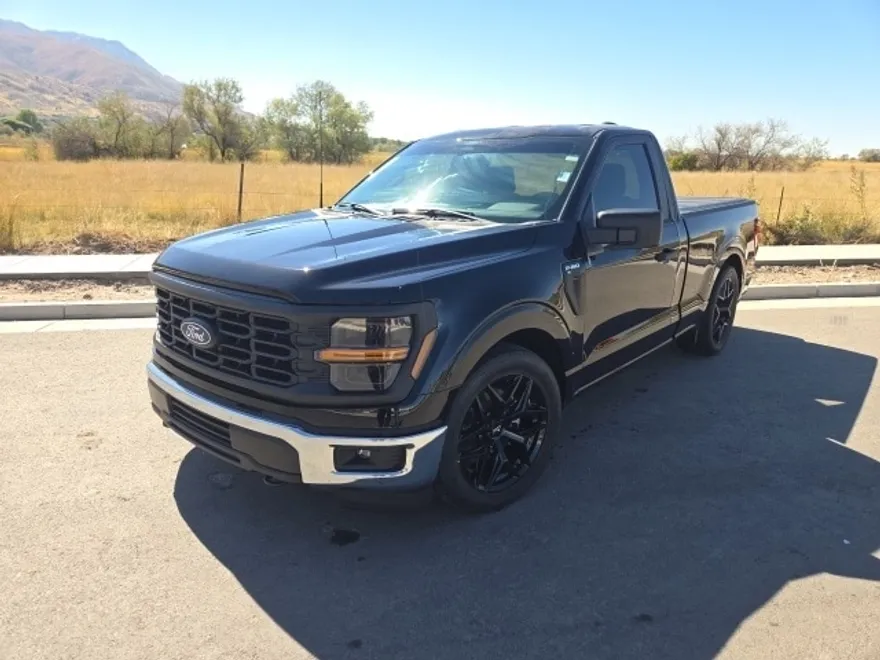 2025 Ford F-150 XL photo 1