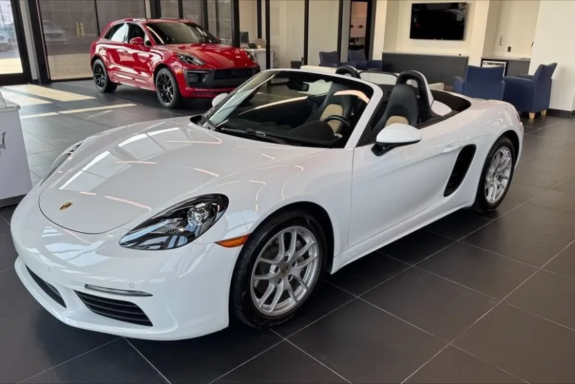 2019 Porsche Boxster Base photo 1