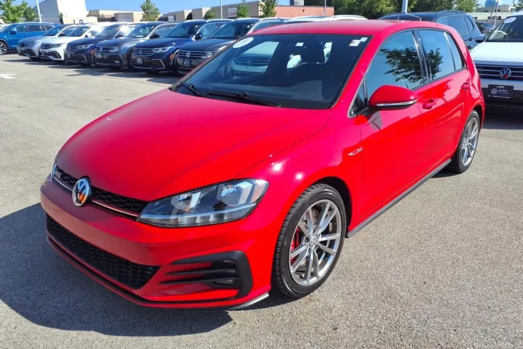 2020 Volkswagen Golf GTI S photo 1