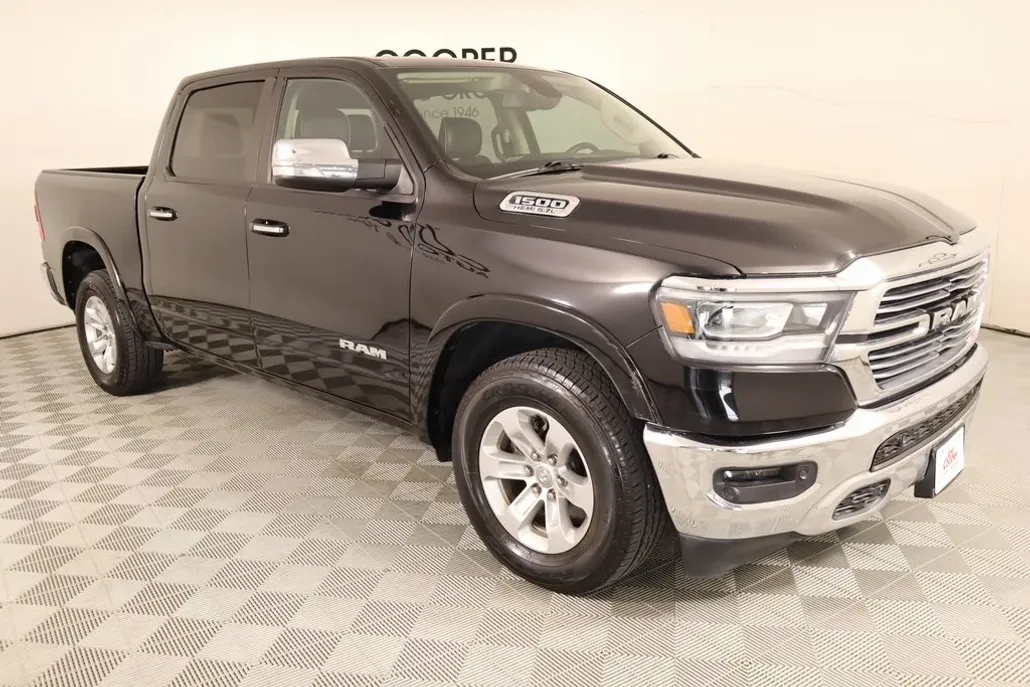 2020 Ram 1500 Laramie photo 1