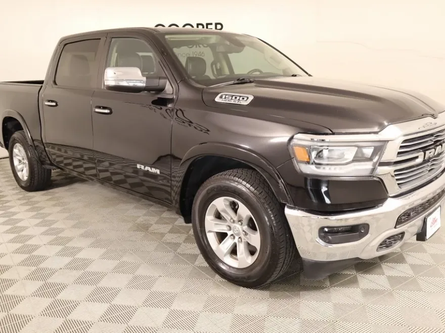 2020 Ram 1500 Laramie photo 1