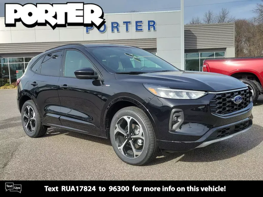 2024 Ford Escape ST-Line Select photo 1