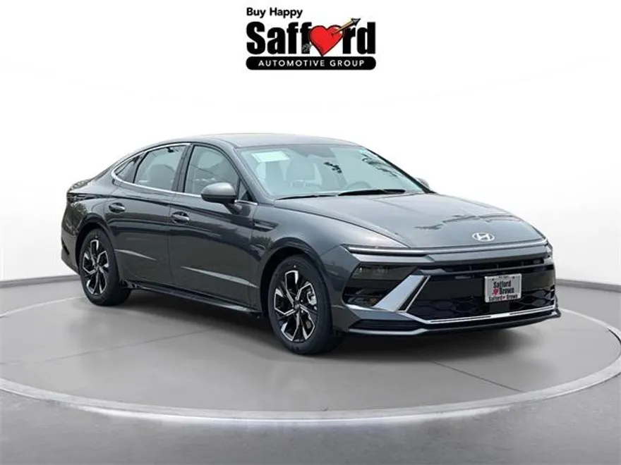 2025 Hyundai Sonata SEL photo 1