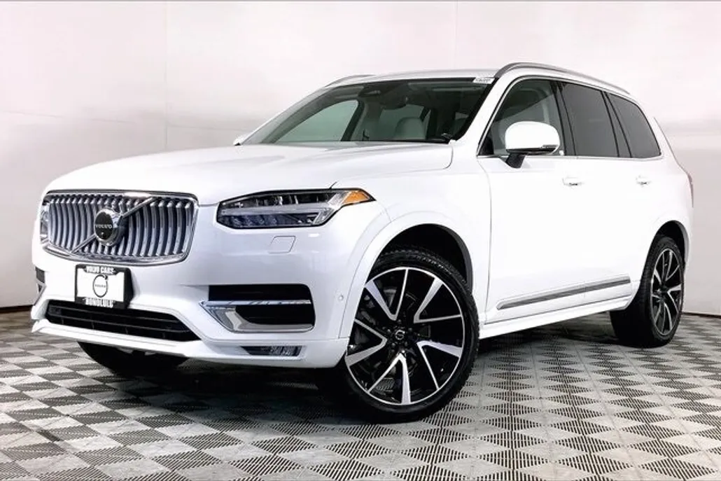 2022 Volvo XC90 T6 Inscription photo 1
