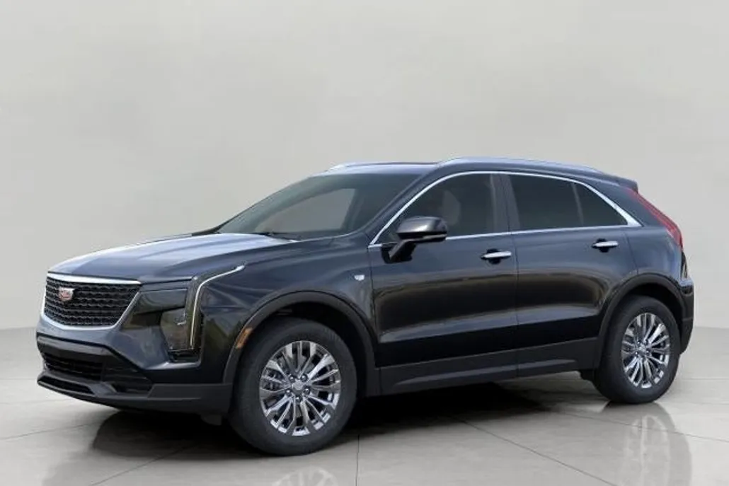 2024 Cadillac XT4 Luxury photo 1