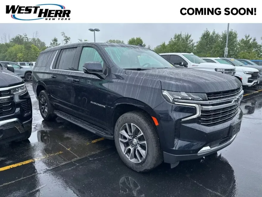 2023 Chevrolet Suburban LT photo 1