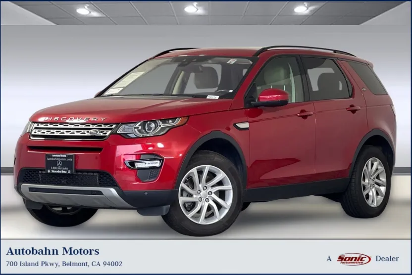 2017 Land Rover Discovery Sport HSE photo 1