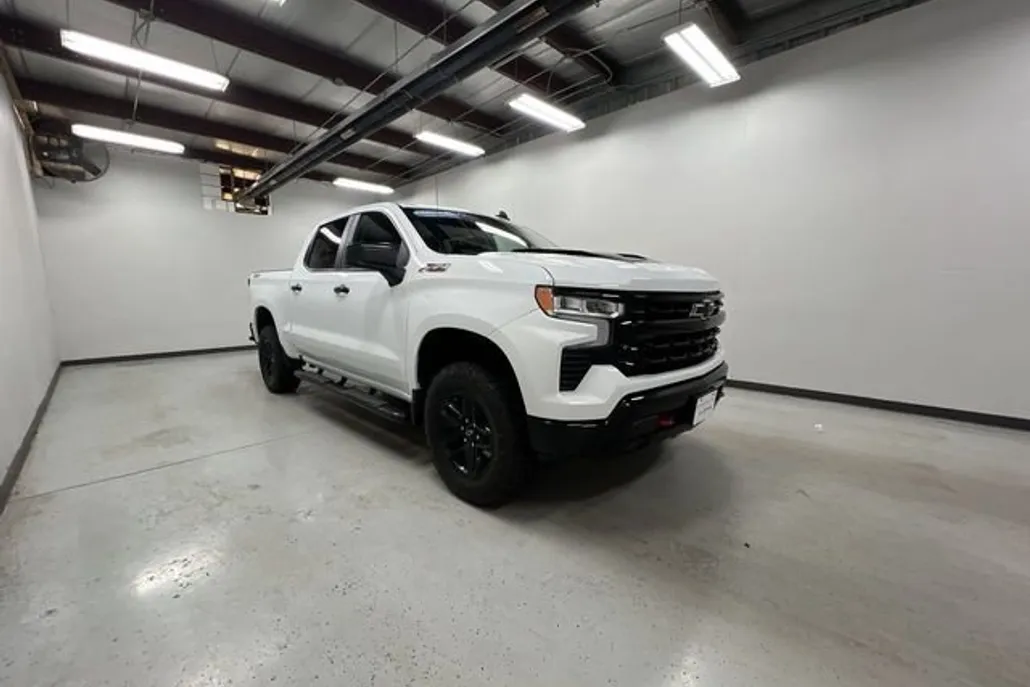2023 Chevrolet Silverado 1500 LT Trail Boss photo 1