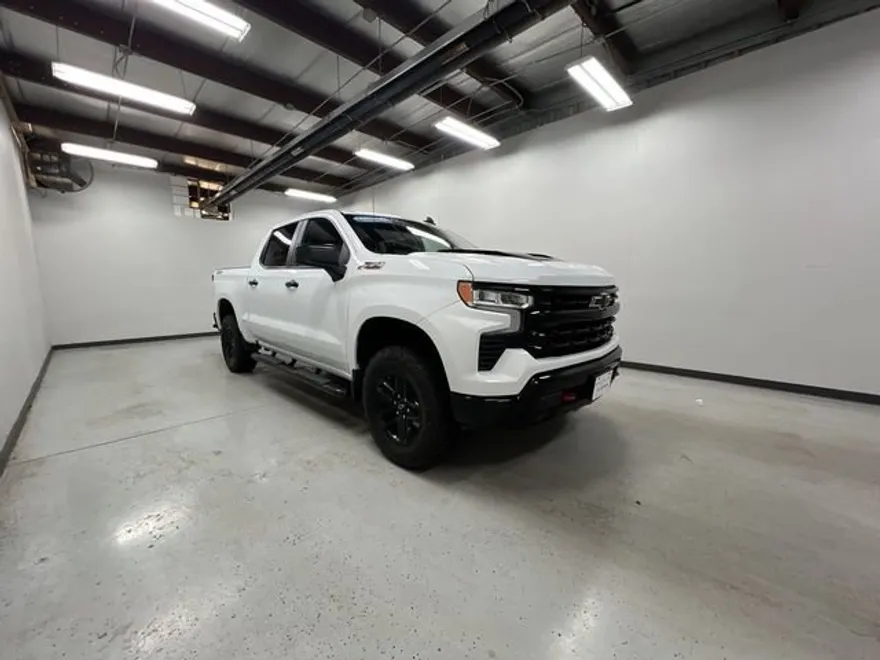 2023 Chevrolet Silverado 1500 LT Trail Boss photo 1
