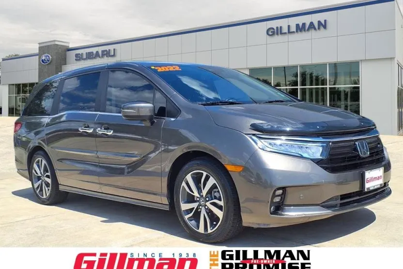 2022 Honda Odyssey Touring photo 1