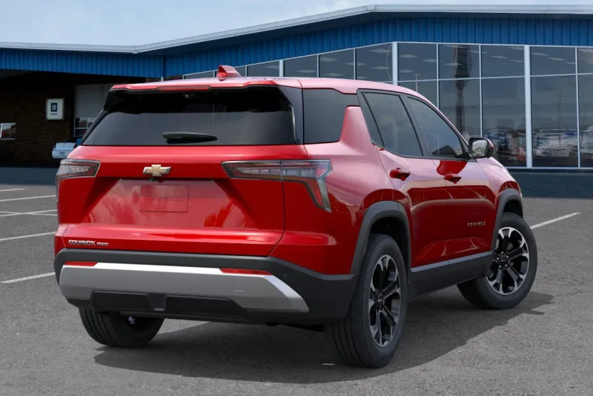 2026 Chevrolet Equinox LT photo 1