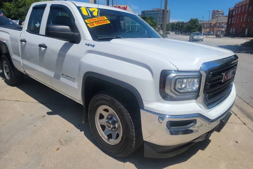 2017 Gmc Sierra 1500 Base photo 1