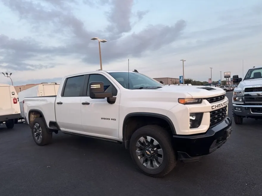 2021 Chevrolet Silverado 2500HD Custom photo 1