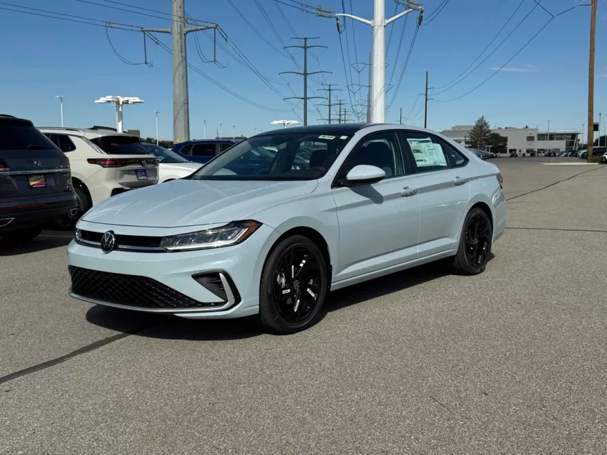 2026 Volkswagen Jetta SE photo 1