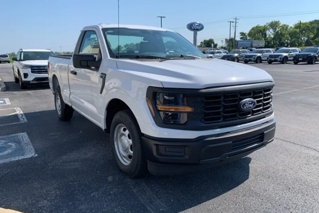 2025 Ford F-150 XL photo 1