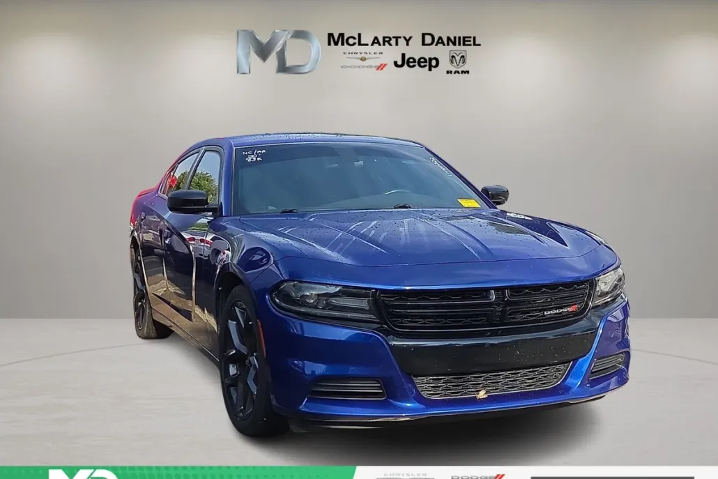 2020 Dodge Charger SXT photo 1