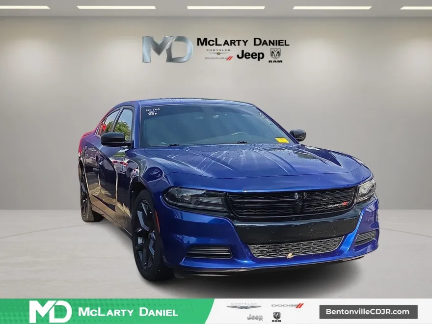 2020 Dodge Charger SXT photo 1