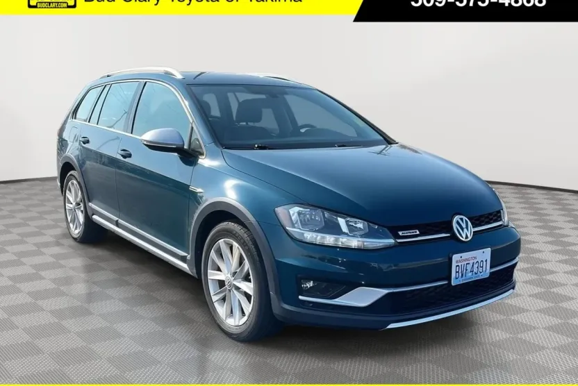 2019 Volkswagen Golf Alltrack S photo 1